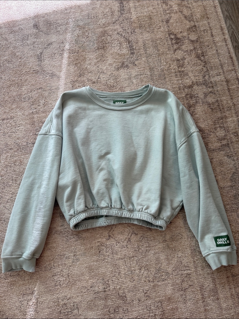 Daily Drills Harbor Cropped Pullover
